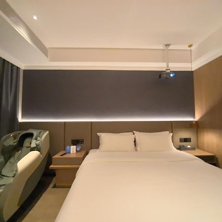 Luyue Hotel Movie Hotel Huaqiangbei Convention And Exhibition Center Branch Шэньчжэнь Экстерьер фото