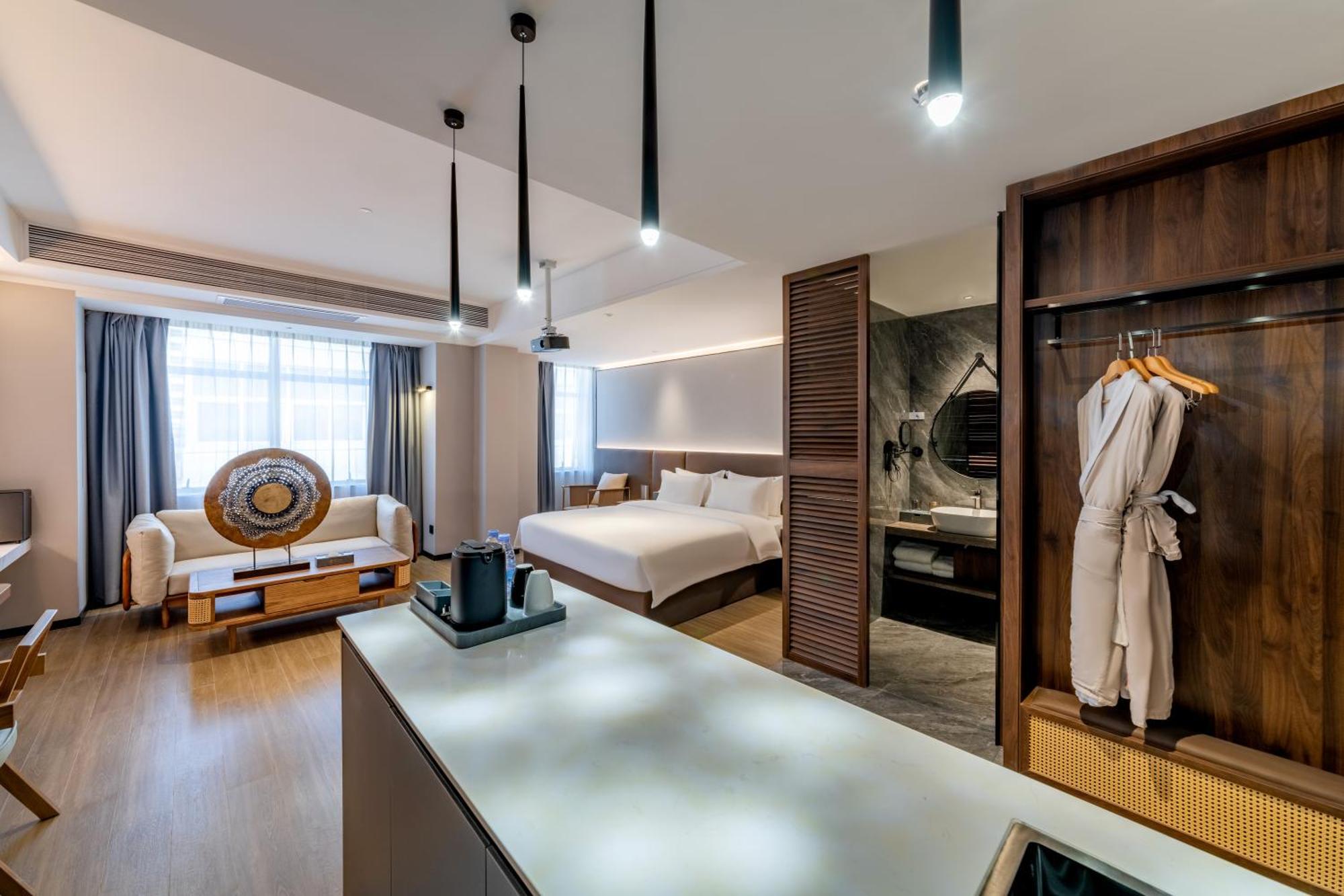 Luyue Hotel Movie Hotel Huaqiangbei Convention And Exhibition Center Branch Шэньчжэнь Экстерьер фото