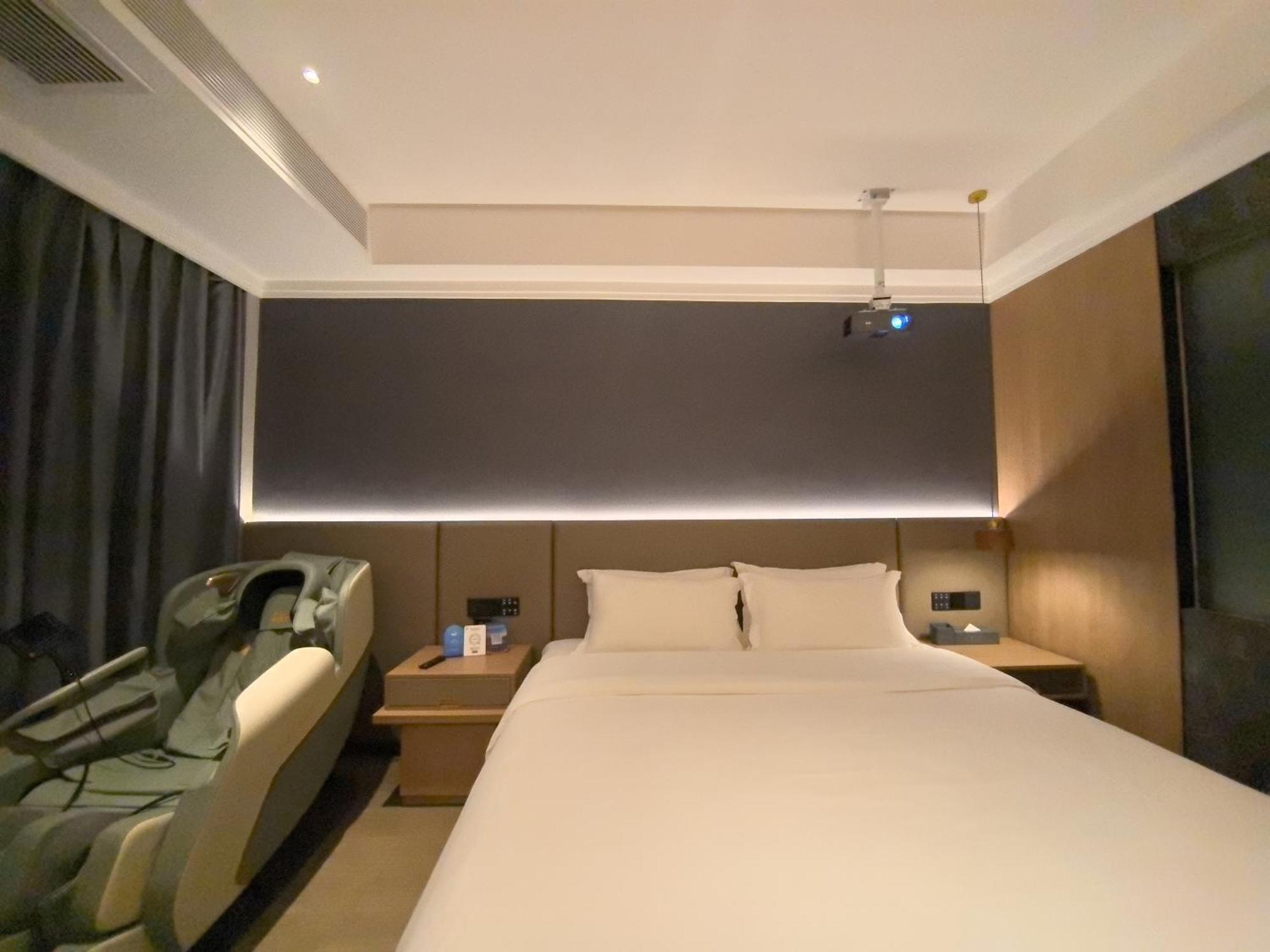 Luyue Hotel Movie Hotel Huaqiangbei Convention And Exhibition Center Branch Шэньчжэнь Экстерьер фото
