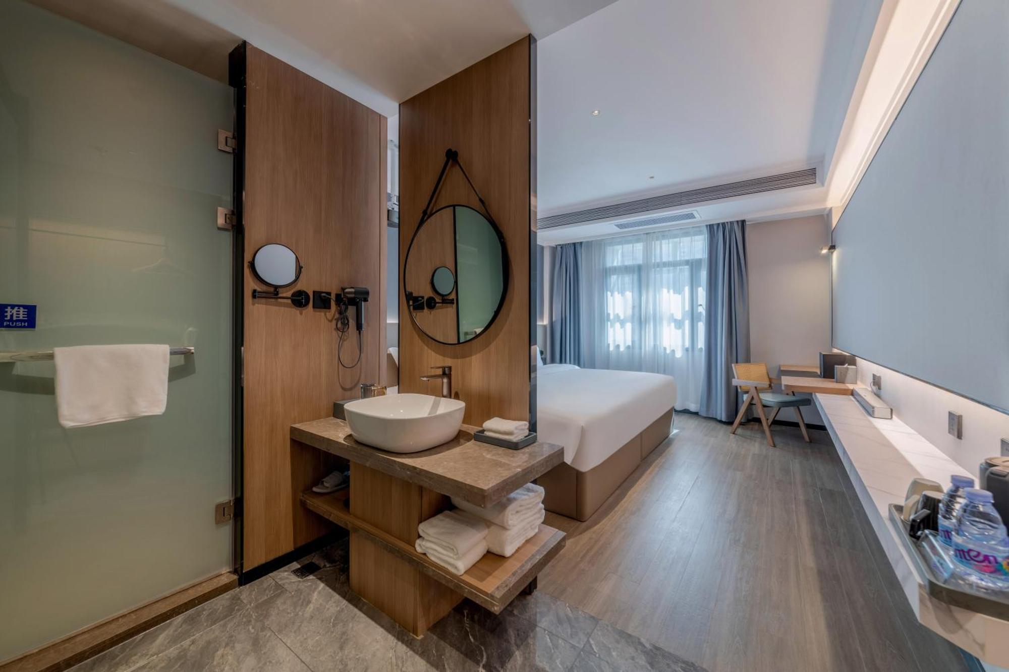 Luyue Hotel Movie Hotel Huaqiangbei Convention And Exhibition Center Branch Шэньчжэнь Экстерьер фото