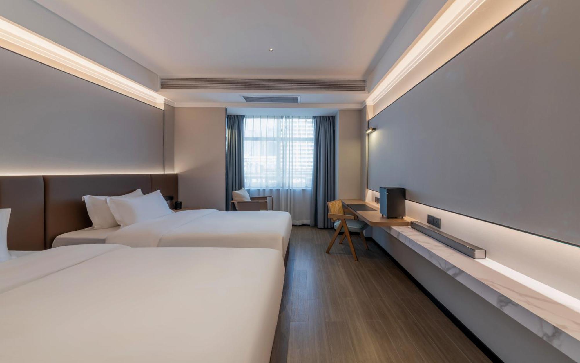Luyue Hotel Movie Hotel Huaqiangbei Convention And Exhibition Center Branch Шэньчжэнь Экстерьер фото
